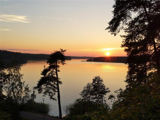 Sunset in Rakuunamäki raised beaches.