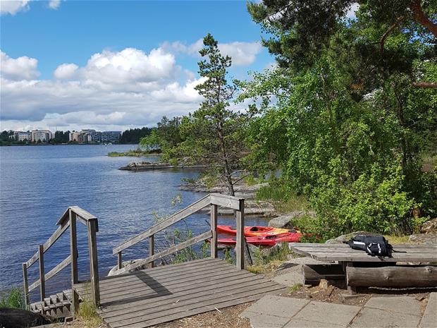 Karhusaari beach dock.